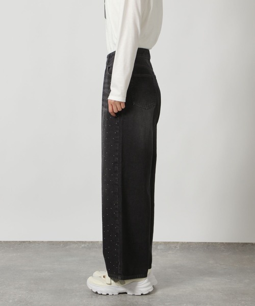 LAKOLE(ラコレ)の「ビジューワイドデニム / 149042(デニムパンツ・レディース・ブラック/ブルー・MEDIUM/SMALL)」の14枚目の写真