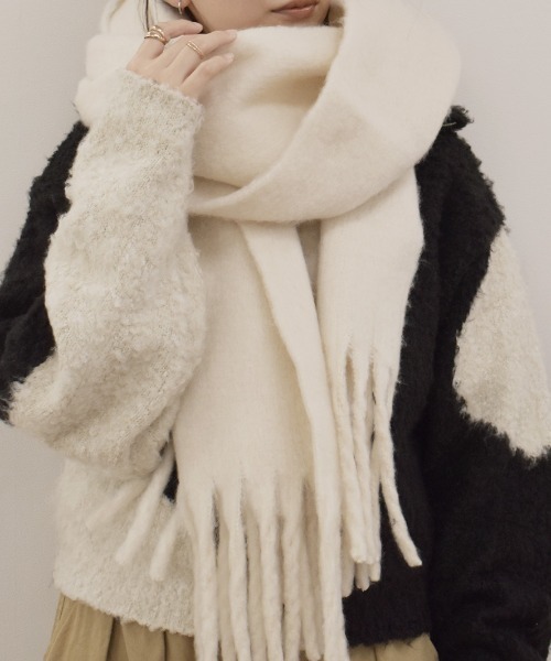 セール】フラッフィーフリンジマフラー／fluffy fringe muffler