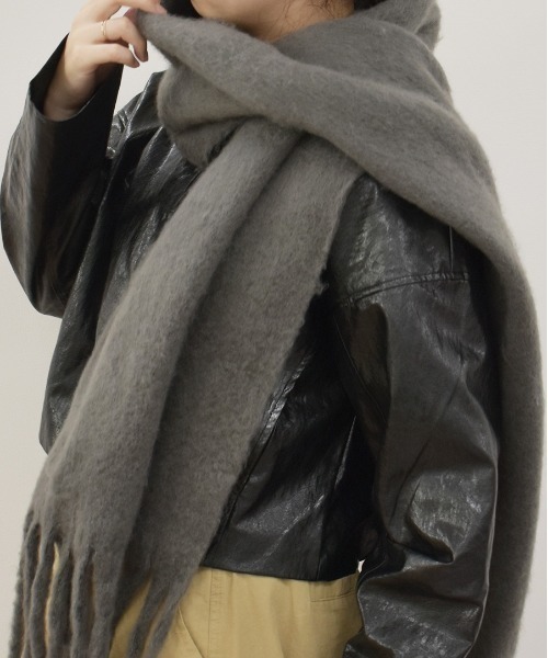 セール】フラッフィーフリンジマフラー／fluffy fringe muffler