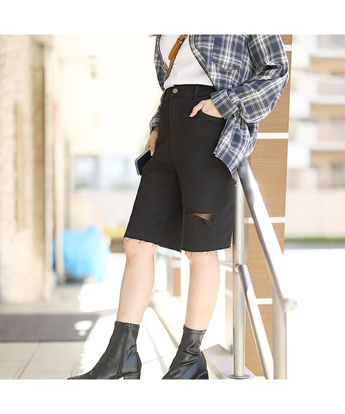 GOLDJAPAN（ゴールドジャパン）の「カットアウトデニムハーフパンツ【大きいサイズ対応】（デニムパンツ・レディース・ブラック・LL/3L/4L/5L/6L）」の9枚目の写真