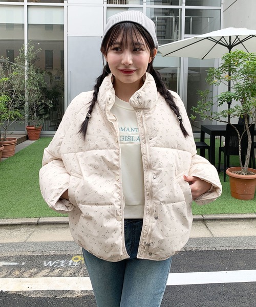 Teem Store（チームストア）の「フラワープリント 中綿スタンド ジャケット（ブルゾン・レディース・ブルー/ピンク・M/L）」の13枚目の写真