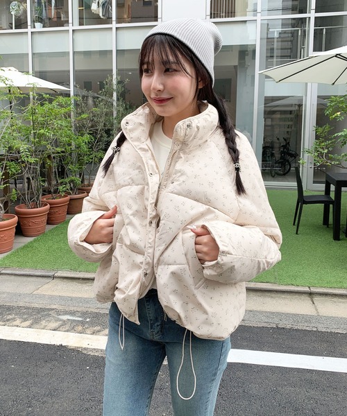 Teem Store（チームストア）の「フラワープリント 中綿スタンド ジャケット（ブルゾン・レディース・ブルー/ピンク・M/L）」の14枚目の写真