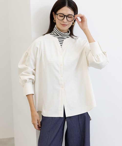 Elura（エルーラ）の「アイロンいらずVネックシャツ/147972（シャツ/ブラウス・レディース・ネイビー/イエロー/ホワイト・LARGE/MEDIUM）」の7枚目の写真