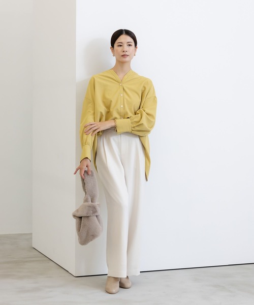 Elura（エルーラ）の「アイロンいらずVネックシャツ/147972（シャツ/ブラウス・レディース・ネイビー/イエロー/ホワイト・LARGE/MEDIUM）」の11枚目の写真