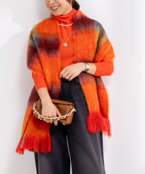 MANTAS EZCARAY（マンタスエスカライ）の「【MANTAS EZCARAY/マンタス エスカライ】MOHAIR TARTAN/モヘヤチェックマフラー（マフラー・レディース・オレンジ系その他/グレー系その他・FREE）」の6枚目の写真