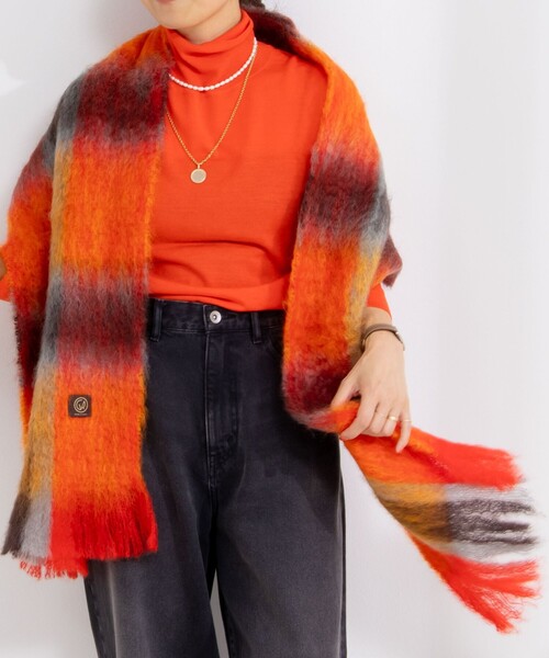 MANTAS EZCARAY（マンタスエスカライ）の「【MANTAS EZCARAY/マンタス エスカライ】MOHAIR TARTAN/モヘヤチェックマフラー（マフラー・レディース・オレンジ系その他/グレー系その他・FREE）」の8枚目の写真