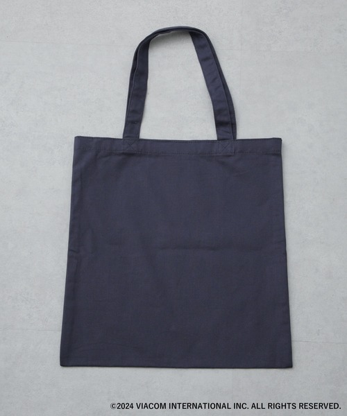 NANO universe（ナノユニバース）の「Emily in Paris×FUDGE トートバッグ（トートバッグ・レディース・ピンク/ダークグリーン/オフホワイト/ネイビー・FREE）」の11枚目の写真