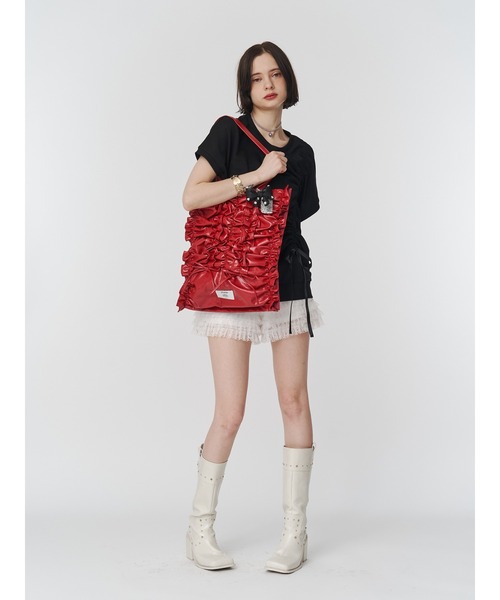 jouetie(ジュエティ)の「リボンギャザートートバッグ/A4トートバッグ(トートバッグ・レディース・オフホワイト/ブルー/レッド/ブラック・FREE)」の8枚目の写真