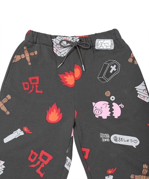 PUNYUS（プニュズ）の「天国と地獄総柄スウェットパンツ（スウェットパンツ・レディース・ホワイト/スミクロ・1/2/3/4）」の13枚目の写真