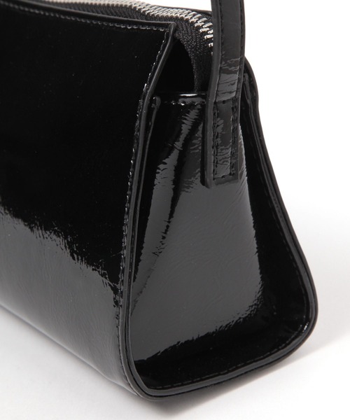 LEPSIM（レプシィム）の「エナメルミニショルダー　241858（ショルダーバッグ・レディース・アイボリー/ブラック・ONE SIZE）」の10枚目の写真