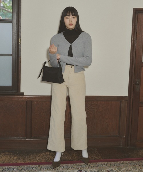 GIUNON（ジウノン）の「standard corduroy pants / スタンダードコーデュロイパンツ（その他パンツ・レディース・ブラック/ベージュ・0/1）」の19枚目の写真