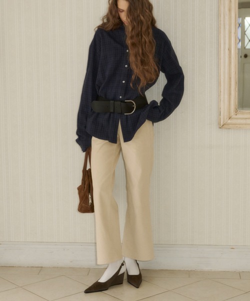 GIUNON（ジウノン）の「standard corduroy pants / スタンダードコーデュロイパンツ（その他パンツ・レディース・ブラック/ベージュ・0/1）」の4枚目の写真