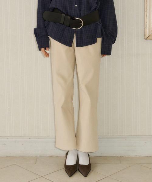 GIUNON（ジウノン）の「standard corduroy pants / スタンダードコーデュロイパンツ（その他パンツ・レディース・ブラック/ベージュ・0/1）」の6枚目の写真