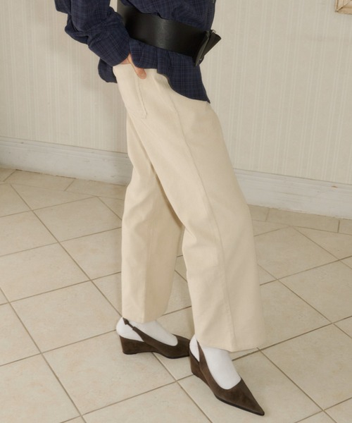 GIUNON（ジウノン）の「standard corduroy pants / スタンダードコーデュロイパンツ（その他パンツ・レディース・ブラック/ベージュ・0/1）」の7枚目の写真