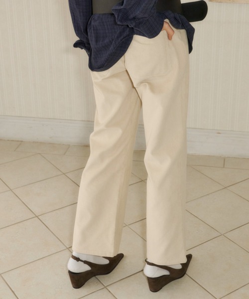 GIUNON（ジウノン）の「standard corduroy pants / スタンダードコーデュロイパンツ（その他パンツ・レディース・ブラック/ベージュ・0/1）」の8枚目の写真