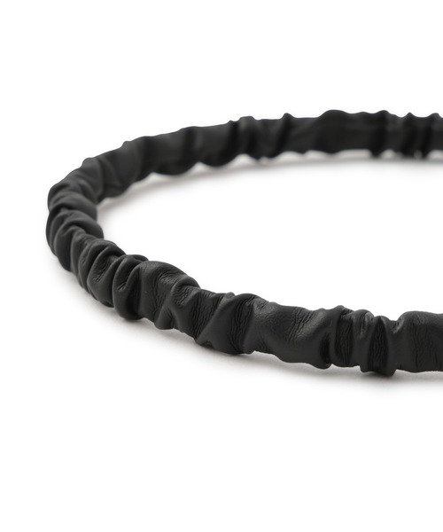 ADAM ET ROPE'(アダムエロペ)の「ギャザーカチューシャ(カチューシャ・レディース・ブラック・FREE)」の8枚目の写真