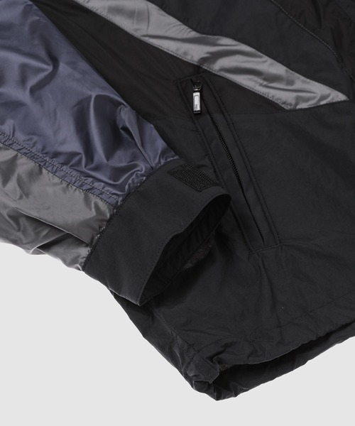 ANREALAGE(アンリアレイジ)の「WINDBREAKER PANEL BLOUSON(ブルゾン・メンズ・ベージュ系その他/ブラック・46/48)」の6枚目の写真