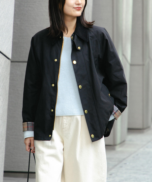 Barbour（バブアー）の「『別注』Barbour / URBAN RESEARCH　TRANSPORT（その他アウター・レディース・ベージュ/ブラック・FREE）」の4枚目の写真