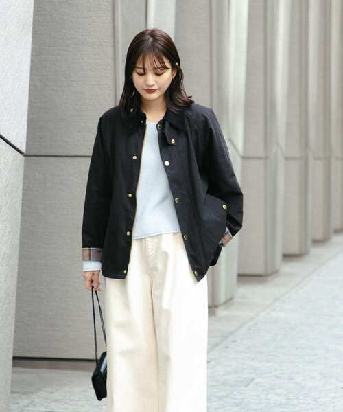 Barbour（バブアー）の「『別注』Barbour / URBAN RESEARCH　TRANSPORT（その他アウター・レディース・ベージュ/ブラック・FREE）」の10枚目の写真