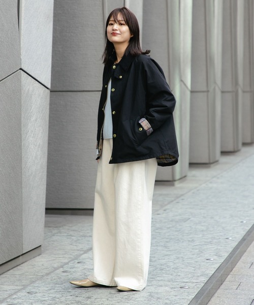 Barbour（バブアー）の「『別注』Barbour / URBAN RESEARCH　TRANSPORT（その他アウター・レディース・ベージュ/ブラック・FREE）」の12枚目の写真