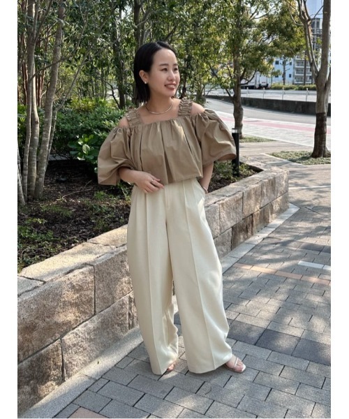 フリル付シンプルトップス✱春夏デート普段使いに最適✱ゆったり セール】2wayフリルショルダートップス（Tシャツ/カットソー