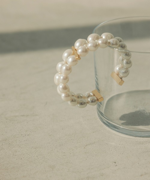 anuans(アニュアンス)の「パールダブルバングル(バングル/リストバンド・レディース・ゴールド・FREE)」の1枚目の写真