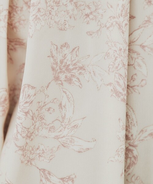 index（インデックス）の「フラワープリントフレアスカート【洗濯機洗い可/イージーアイロン】（スカート・レディース・チャコール/アイボリー系/ベージュ系その他4・36/38/40/42）」の15枚目の写真