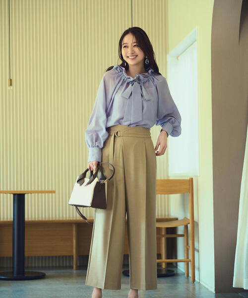 NATURAL BEAUTY BASIC(ナチュラルビューティーベーシック)の「◇アシメタックパンツ(その他パンツ・レディース・ベージュ/オフホワイト・MEDIUM/P/S)」の2枚目の写真