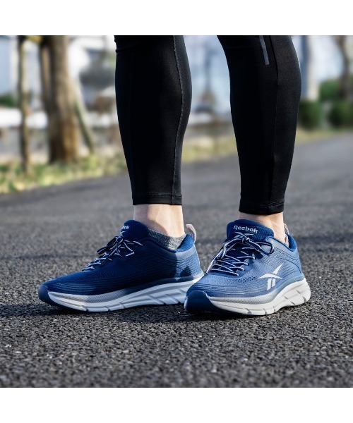 Reebok(リーボック)の「ロード ストライダー / ROAD STRIDER(スニーカー・メンズ・ネイビー/ブラック×ホワイト/ブラック/グレー/ダークネイビー/ダークグレー/ホワイト/ブラック×レッド/ブラック系その他/グレー系その他/ブルー系その他・24.5cm/25.0cm/25.5cm/26.0cm/26.5cm/27.0cm/27.5cm/28.0cm/28.5cm/29.0cm/30.0cm/31cm)」の21枚目の写真