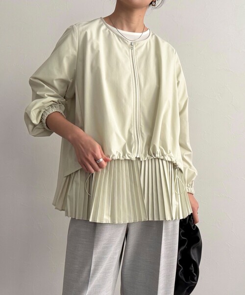 fredy emue（フレディエミュ）の「裾プリーツジップブルゾン（ブルゾン・レディース・ベージュ/イエロー・38）」の14枚目の写真