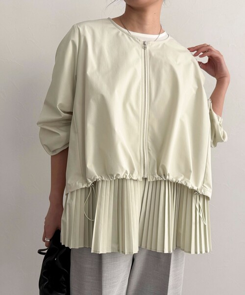 fredy emue（フレディエミュ）の「裾プリーツジップブルゾン（ブルゾン・レディース・ベージュ/イエロー・38）」の15枚目の写真