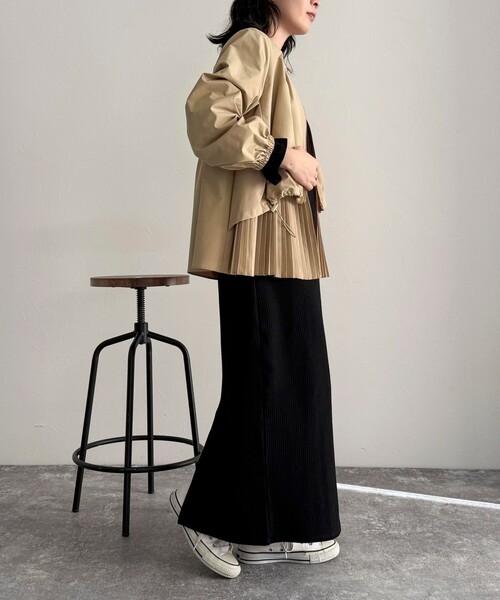 fredy emue（フレディエミュ）の「裾プリーツジップブルゾン（ブルゾン・レディース・ベージュ/イエロー・38）」の18枚目の写真