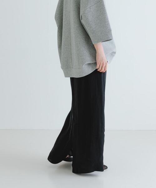 URBAN RESEARCH(アーバンリサーチ)の「『2サイズ展開』キュプラサテンストレートスカート(スカート・レディース・ブラウン/ブラック/ベージュ・38/36)」の9枚目の写真