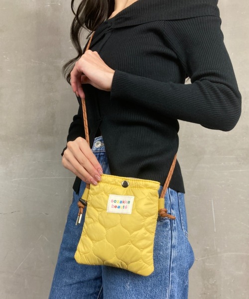 tolene(トレネ)の「もこもこ キルティング アウトドアロープ ミニバッグ ショルダーバッグ(ショルダーバッグ・レディース・ホワイト/イエロー・ONE SIZE)」の14枚目の写真