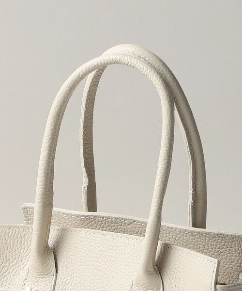 AULENTTI（オウレンティ）の「＜AULENTTI＞EL996BAG（ショルダーバッグ・レディース・ナチュラル/ブラック・FREE）」の10枚目の写真