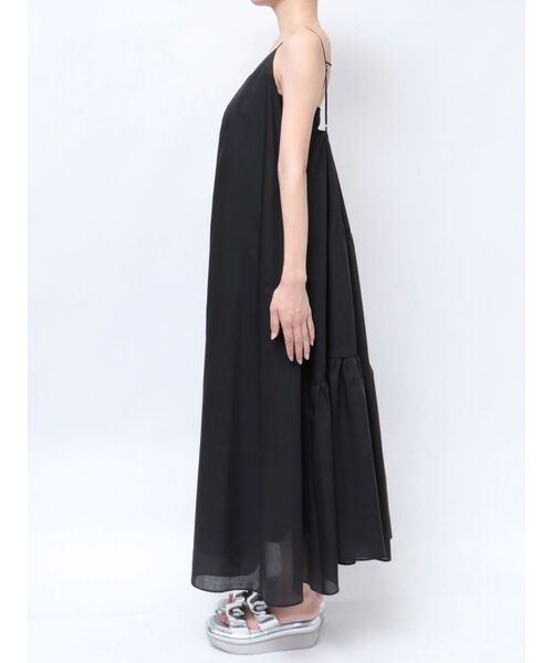 ELENDEEK（エレンディーク）の「バックティアードキャミワンピース（ワンピース・レディース・ブラック/レッド・FREE）」の15枚目の写真