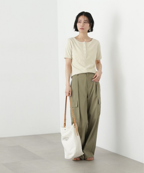 N.(N. Natural Beauty Basic)(エヌエヌナチュラルビューティーベーシック)の「ヘンリーネック五分袖カットソー(Tシャツ/カットソー・レディース・オフホワイト/ピンク/ホワイト系その他・MEDIUM)」の7枚目の写真