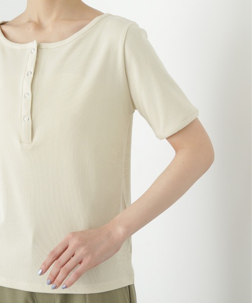 N.(N. Natural Beauty Basic)(エヌエヌナチュラルビューティーベーシック)の「ヘンリーネック五分袖カットソー(Tシャツ/カットソー・レディース・オフホワイト/ピンク/ホワイト系その他・MEDIUM)」の13枚目の写真