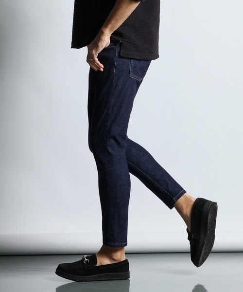 The DUFFER of ST.GEORGE（ザダファーオブセントジョージ）の「MONSTER STRETCH DENIM：モンスターストレッチ スキニーデニムパンツ スキニージーンズ（デニムパンツ・メンズ・ダークインディゴブルー・SMALL/MEDIUM/LARGE/X-LARGE）」の4枚目の写真