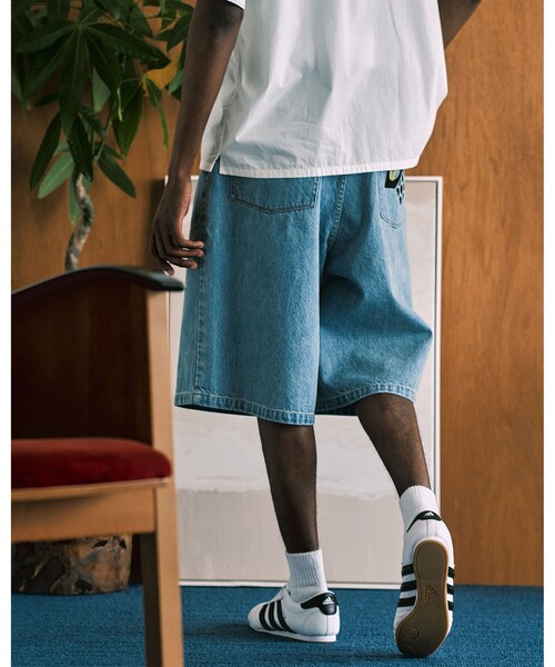 MOUNTAIN HARDWEAR（マウンテンハードウェアー）の「【別注】MOUNTAIN HARDWEAR / DENIM SHORTS（その他パンツ・メンズ・ライトブルー・MEDIUM/X-LARGE/LARGE）」の3枚目の写真