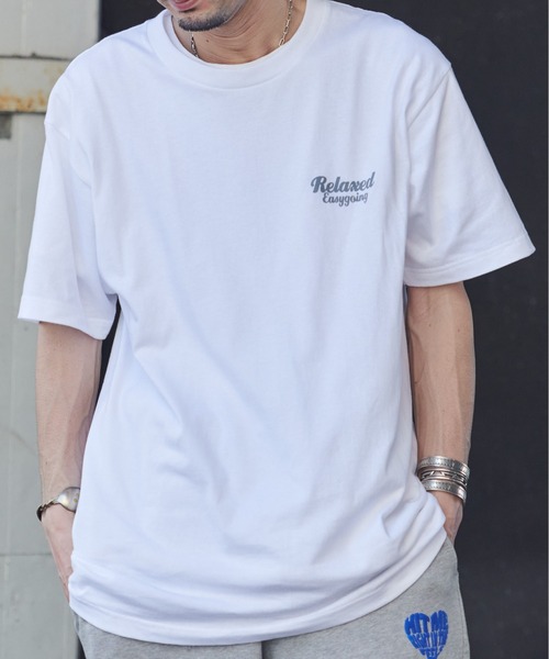 MODISH GAZE(モディシュガゼ)の「【MODISH GAZE】スモーキングガールRelaxed半袖Tシャツ(CP)(Tシャツ/カットソー・レディース・ホワイト×ブルー/ホワイト×グレー/ホワイト×ピンク/ブラック系2/ブラック系1/ブラック系3・M/L/XL)」の17枚目の写真