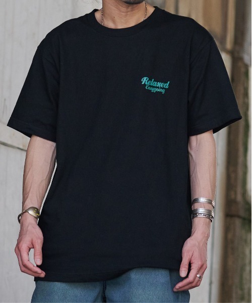 MODISH GAZE(モディシュガゼ)の「【MODISH GAZE】スモーキングガールRelaxed半袖Tシャツ(CP)(Tシャツ/カットソー・レディース・ホワイト×ブルー/ホワイト×グレー/ホワイト×ピンク/ブラック系2/ブラック系1/ブラック系3・M/L/XL)」の22枚目の写真