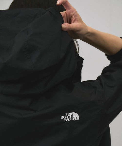 THE NORTH FACE(ザノースフェイス)の「【THE NORTH FACE(ザ・ノース・フェイス)】Short Compact Jacket(マウンテンパーカー・レディース・ホワイト系その他3/ブラック・M/L)」の15枚目の写真