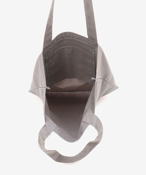 le.coeur blanc（ルクールブラン）の「TOLIGHT×le.coeur blancトートバッグ（トートバッグ・レディース・グレー/アイボリー・FREE）」の3枚目の写真