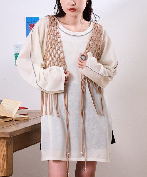 CIAOPANIC TYPY（チャオパニックティピー）の「配色ラインシアーチュニック（ニット/セーター・レディース・ベージュ/チャコールグレー/オフホワイト・ONE SIZE）」の4枚目の写真