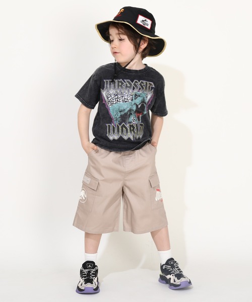 BABYDOLL（ベビードール）の「【綿100％】 親子お揃い ジュラシックワールド ロックTシャツ 0404K（Tシャツ/カットソー・キッズ・チャコールグレー・90cm/100cm/110cm/120cm/130cm/140cm）」の5枚目の写真