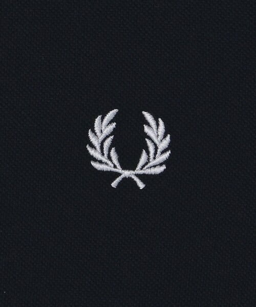 FRED PERRY（フレッドペリー）の「FRED PERRY: M3600 TWIN TIPPED FRED PERRY ポロシャツ（ポロシャツ・メンズ・ネイビー/ブラック・LARGE/MEDIUM/SMALL/X-LARGE）」の18枚目の写真