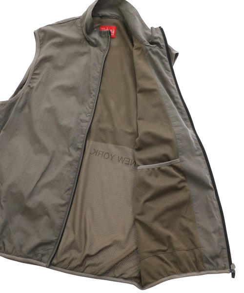 Manhattan Portage(マンハッタンポーテージ)の「Stand Vest(その他アウター・メンズ・グレイッシュベージュ/ブラック・SMALL/MEDIUM/LARGE/X-LARGE)」の18枚目の写真