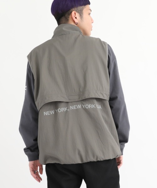 Manhattan Portage(マンハッタンポーテージ)の「Stand Vest(その他アウター・メンズ・グレイッシュベージュ/ブラック・SMALL/MEDIUM/LARGE/X-LARGE)」の11枚目の写真