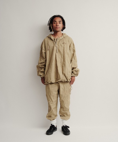 DIGAWEL(ディガウェル)の「Half zip hoodie (crease finish)(その他アウター・メンズ・ベージュ/ネイビー・2)」の3枚目の写真